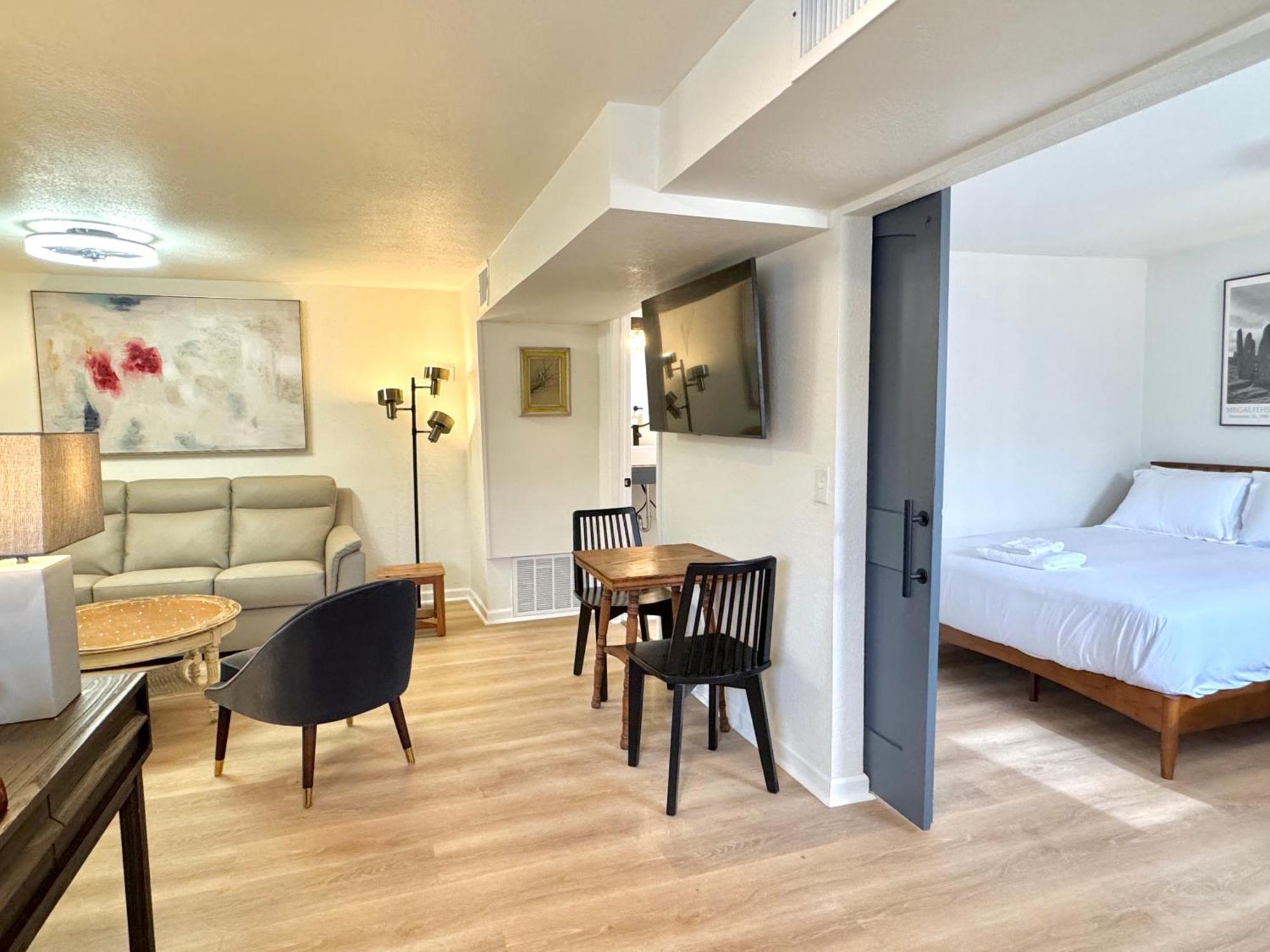 Upgraded Suite - Easy Access To Uptown #N29 โอคลาโฮมาซิตี้ ภายนอก รูปภาพ
